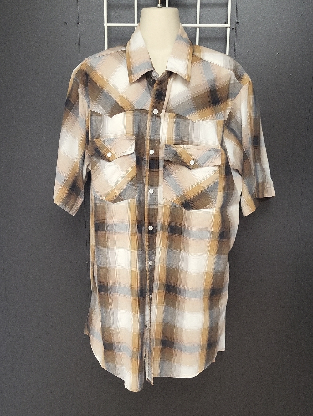 Men's Short Sleeve Plaid Button-Down Shirt - Tan/White/Gray, XLT
